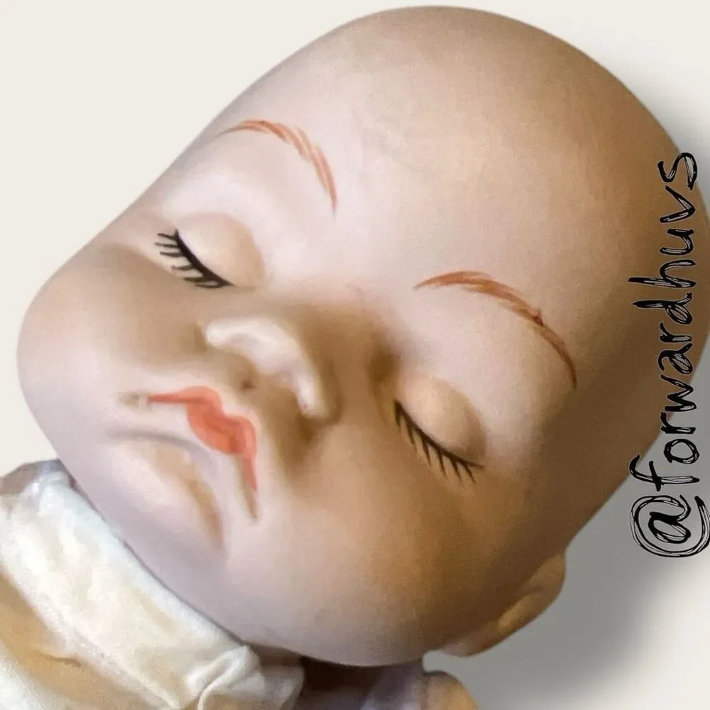 Wind-Up Musical Porcelain Doll – Moving Head & Arms - UNKNOWN AGE